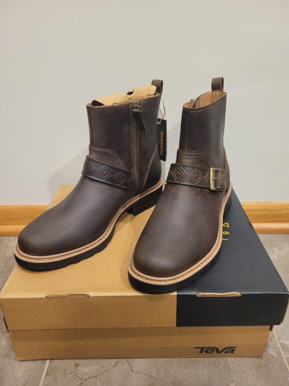 NIB Teva Rowena Buckle boots, size 7